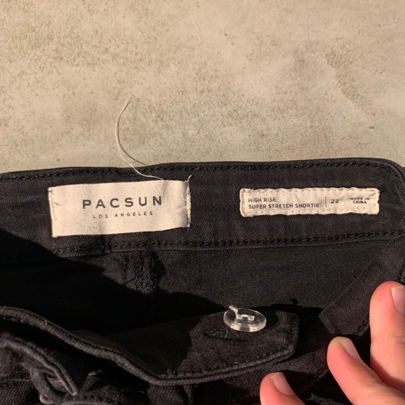 PacSun shorts - Picture 2 of 3